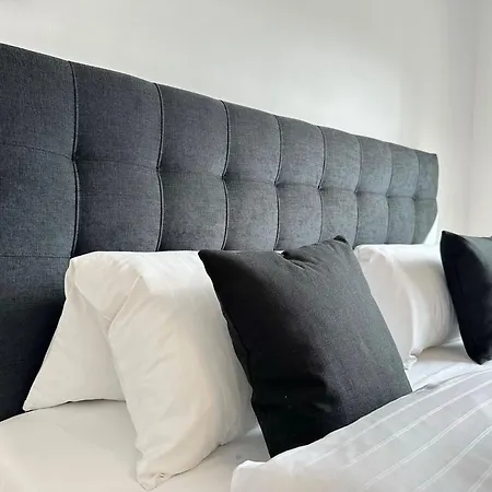 Ebbe Flut, Whg 9 Lägenhet